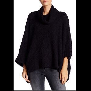 𝅺romeo & Juliet Couture Cowl Neck Sweater Sz S